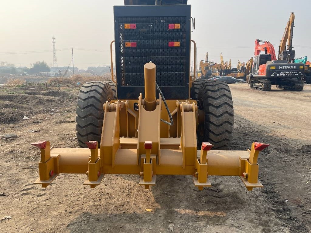 CAT 140 K - Greder: slika 5 CAT 140 K - Greder: slika 5