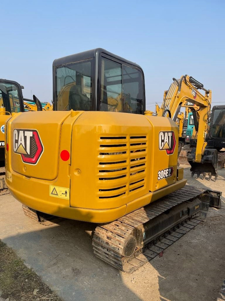 CAT 306E2 - Mini bager: slika 2 CAT 306E2 - Mini bager: slika 2