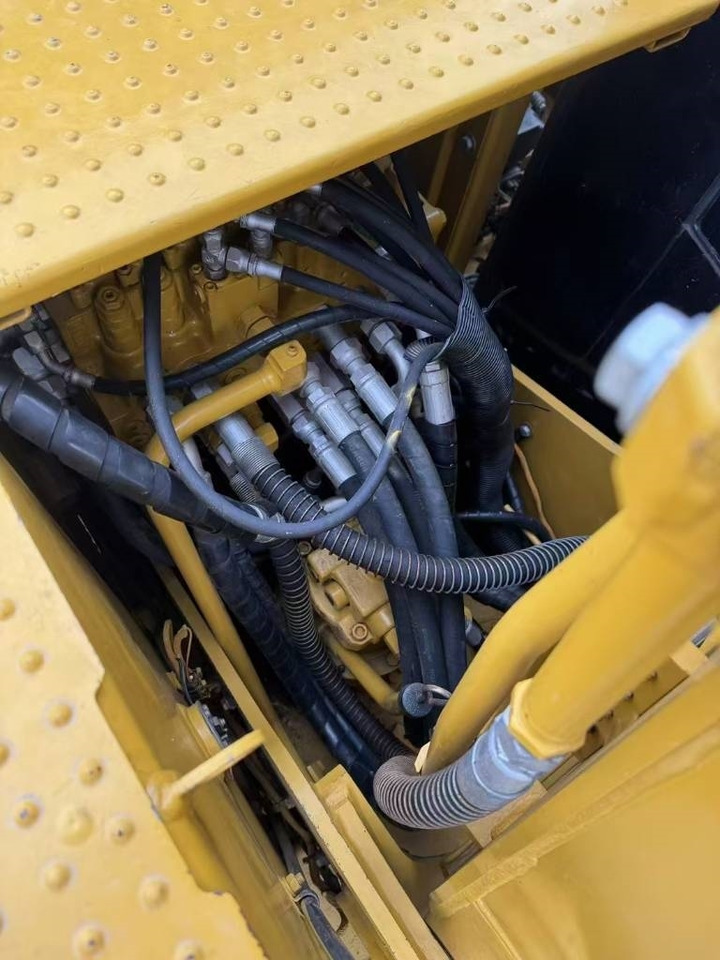 CAT 312 - Bager goseničar: slika 2 CAT 312 - Bager goseničar: slika 2