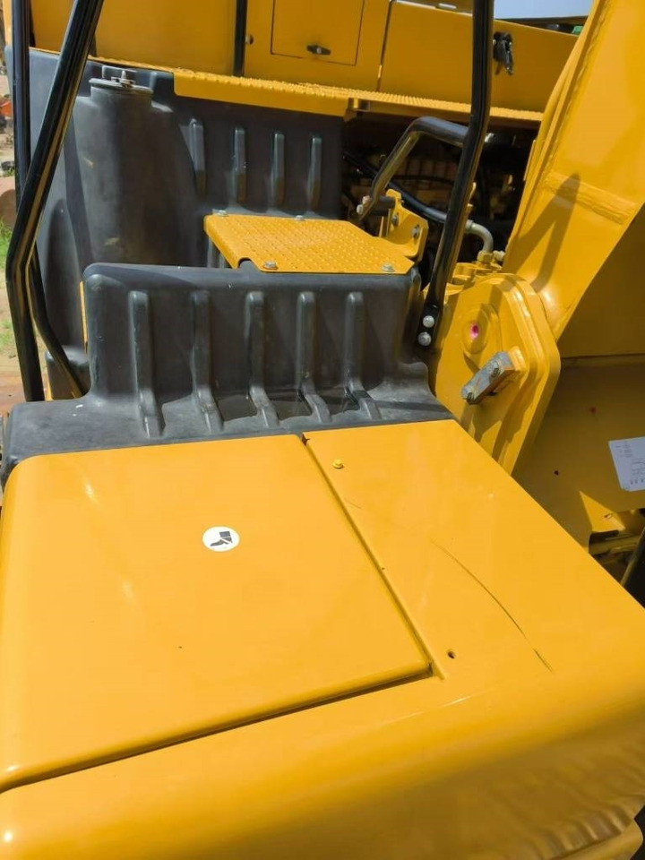 CAT 323 GC  lizing CAT 323 GC: slika 8