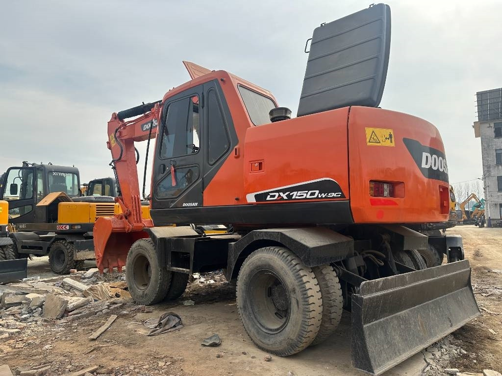 Doosan 150 - Bager na kolesih: slika 3 Doosan 150 - Bager na kolesih: slika 3