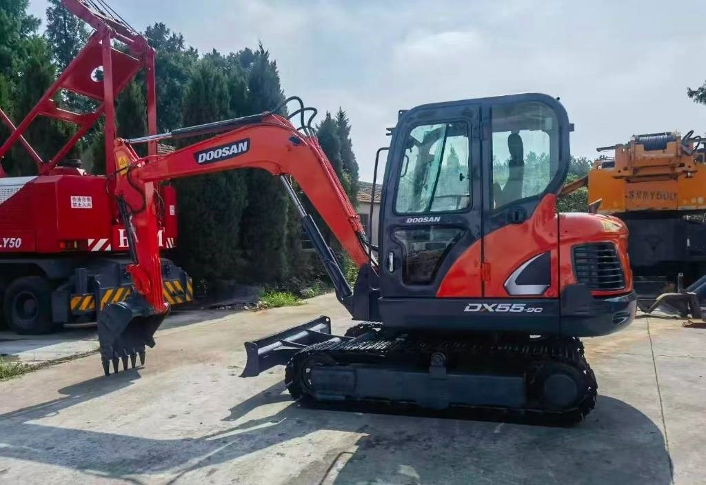 Doosan DH 55 - Mini bager: slika 2 Doosan DH 55 - Mini bager: slika 2