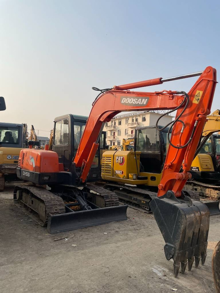 Doosan DH 55  - Mini bager: slika 1 Doosan DH 55  - Mini bager: slika 1