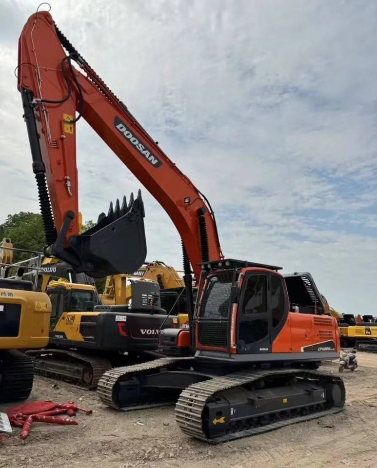 Doosan DX 225 - Bager goseničar: slika 1 Doosan DX 225 - Bager goseničar: slika 1