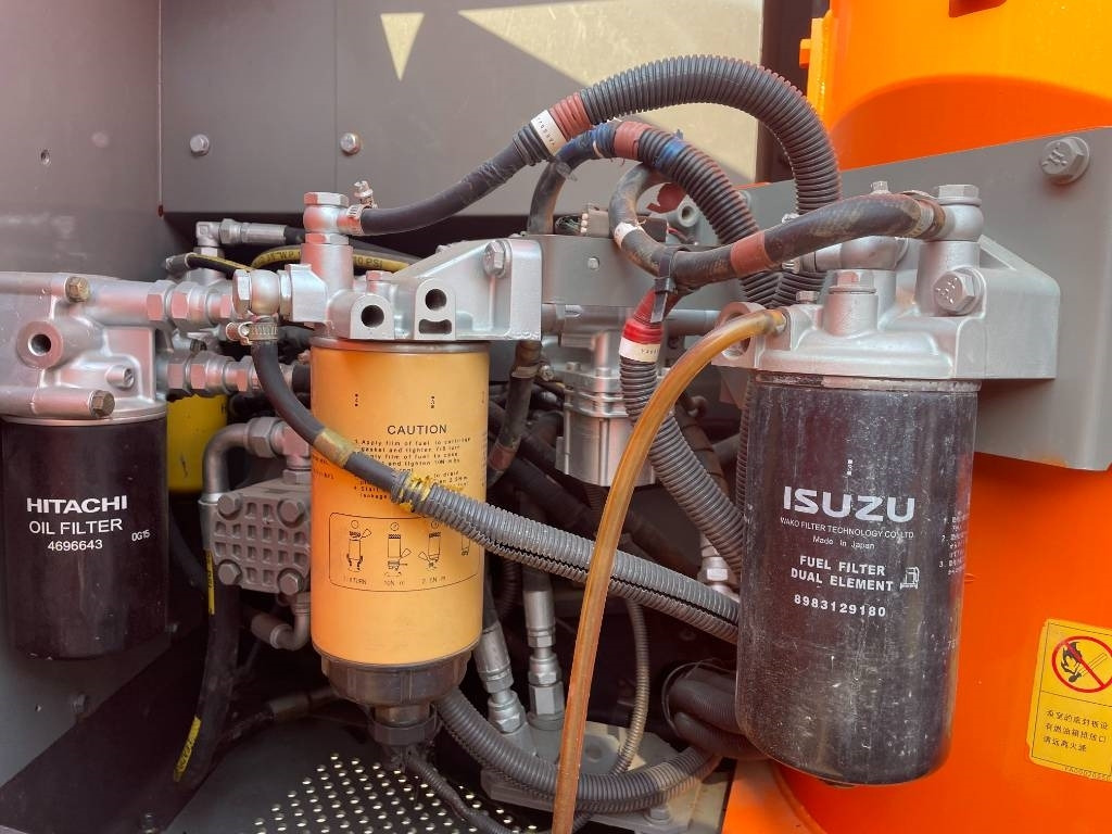 Hitachi ZX 130 - Bager goseničar: slika 5 Hitachi ZX 130 - Bager goseničar: slika 5