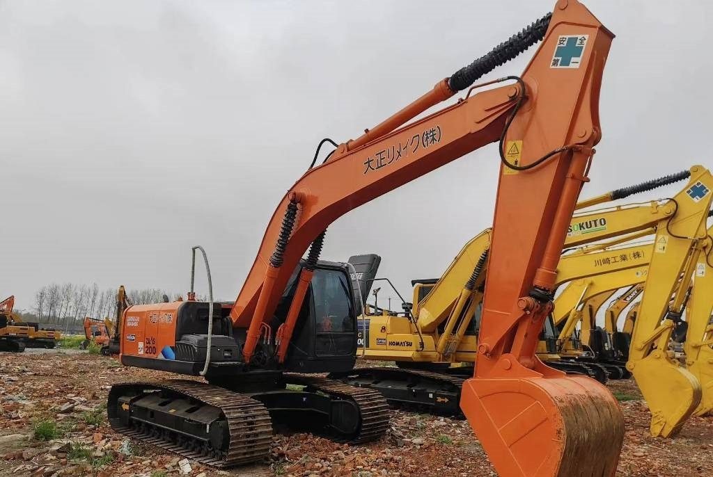 Hitachi Zaxis 200 LC - Mini bager: slika 1 Hitachi Zaxis 200 LC - Mini bager: slika 1