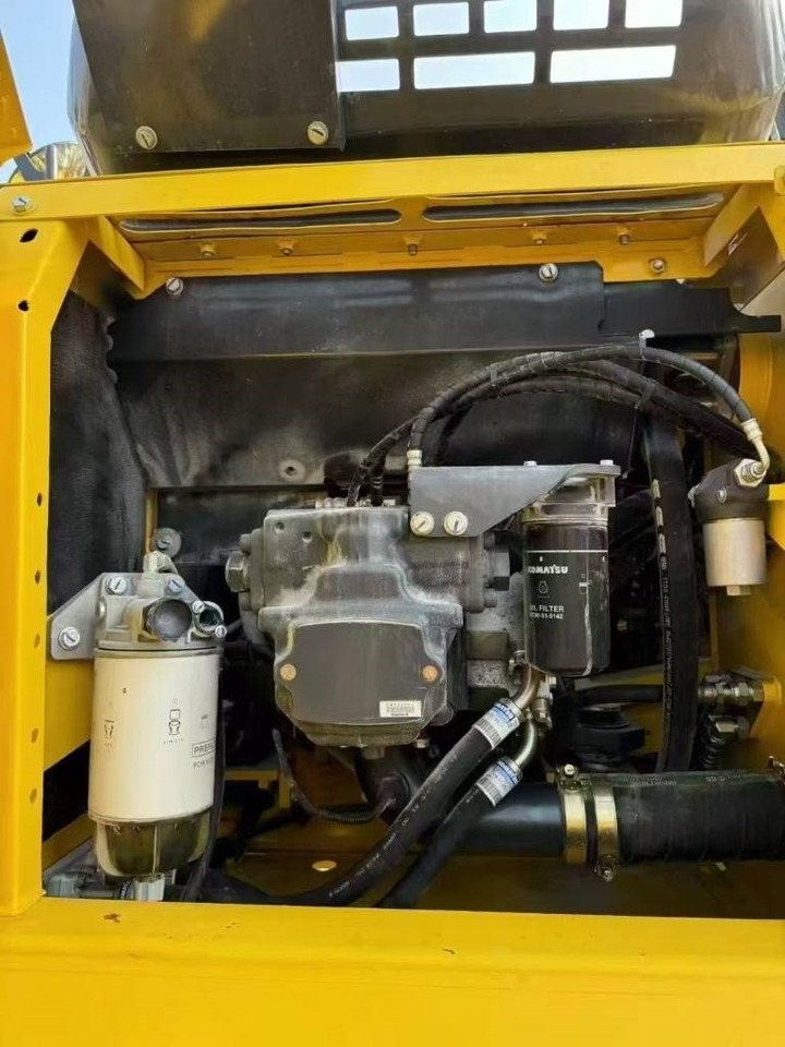 Bager goseničar Komatsu 220-8: slika 7 Bager goseničar Komatsu 220-8: slika 7