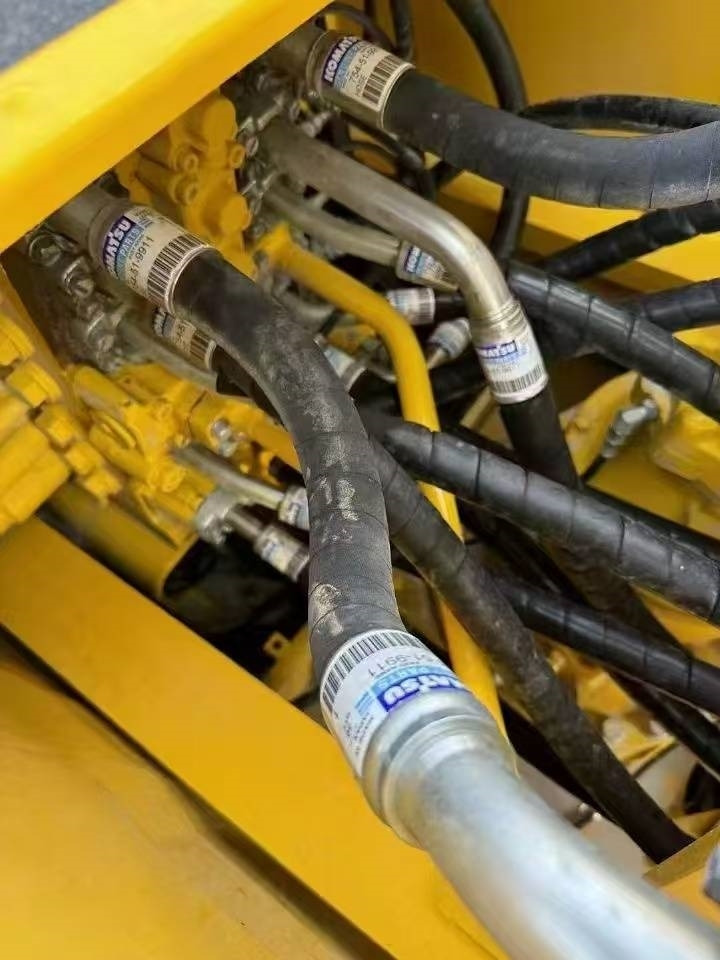 Komatsu 220-8 - Bager goseničar: slika 5 Komatsu 220-8 - Bager goseničar: slika 5