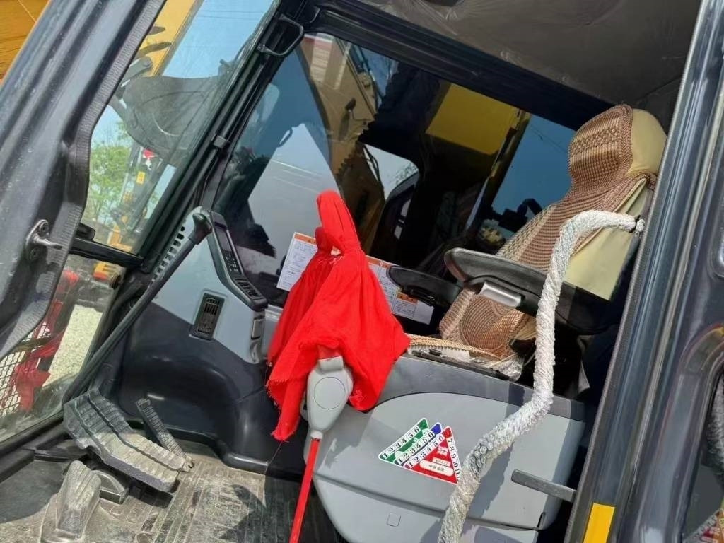 Komatsu PC 130  - Bager goseničar: slika 3 Komatsu PC 130  - Bager goseničar: slika 3