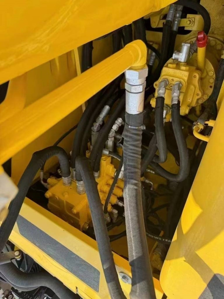 Komatsu PC 130 - Bager goseničar: slika 5 Komatsu PC 130 - Bager goseničar: slika 5