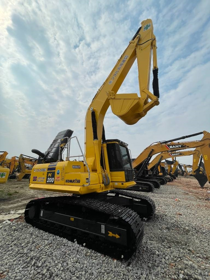 Bager goseničar Komatsu PC 200-8: slika 23