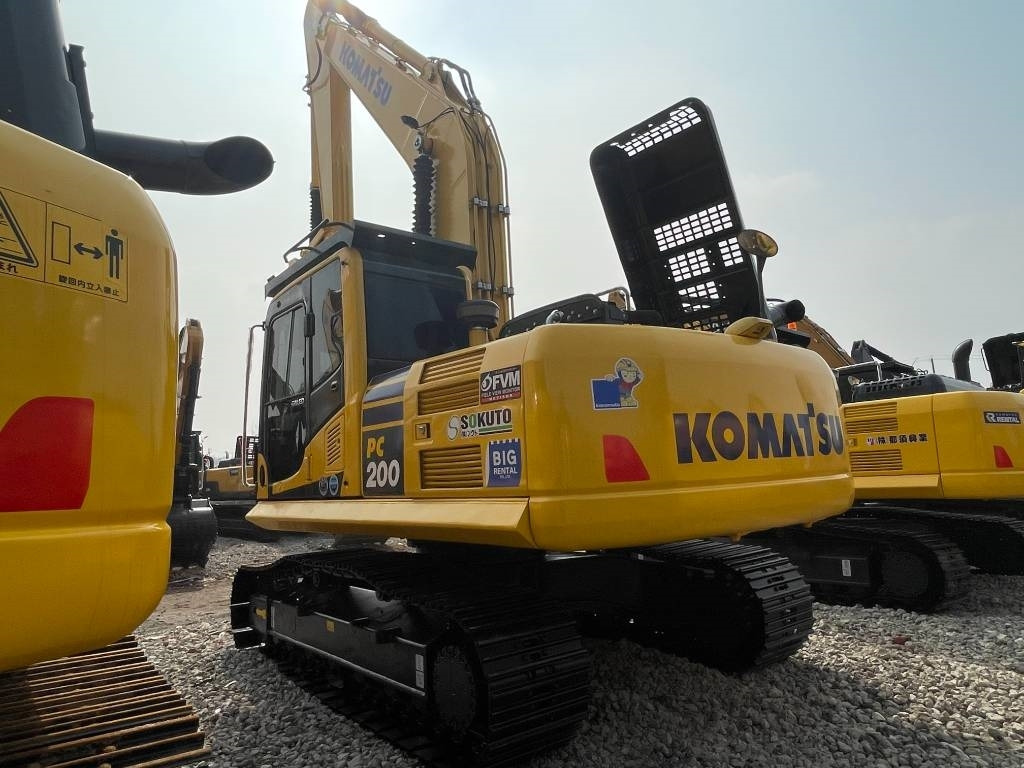 Bager goseničar Komatsu PC 200-8: slika 6