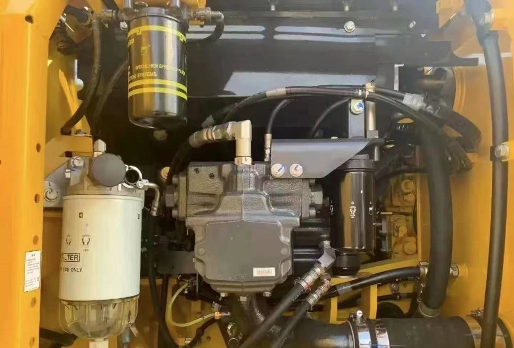 Komatsu PC 200-8 - Bager goseničar: slika 5 Komatsu PC 200-8 - Bager goseničar: slika 5