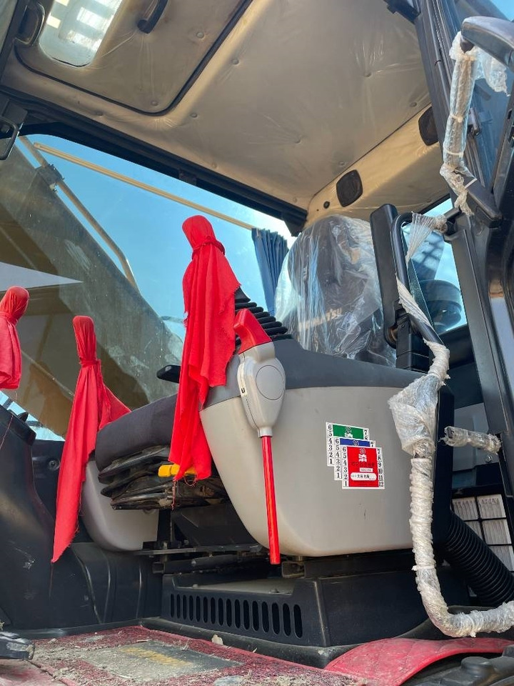 Komatsu PC 210 - Bager goseničar: slika 2 Komatsu PC 210 - Bager goseničar: slika 2