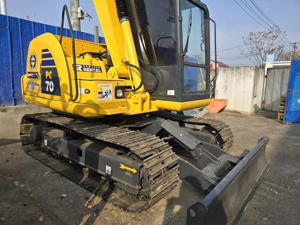 Komatsu PC 70 - Mini bager: slika 2 Komatsu PC 70 - Mini bager: slika 2