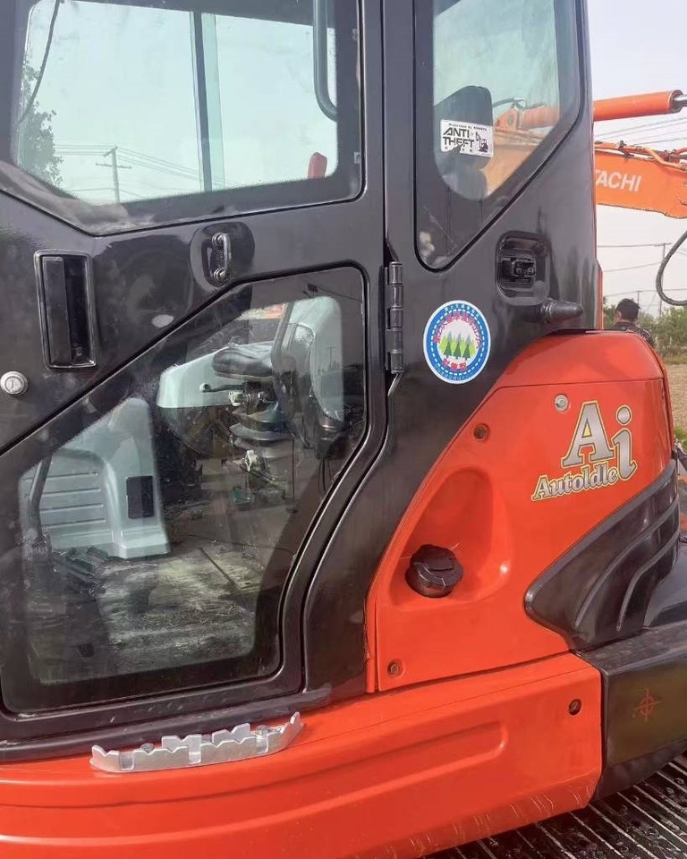 Kubota 161 - Bager goseničar: slika 2 Kubota 161 - Bager goseničar: slika 2