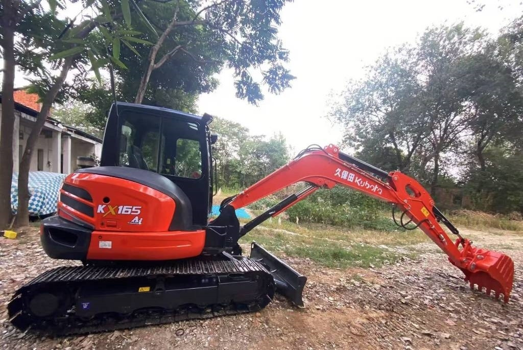 Kubota 165 - Bager goseničar: slika 1 Kubota 165 - Bager goseničar: slika 1
