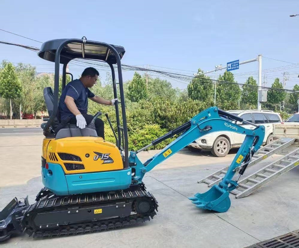 Kubota U 15 - Mini bager: slika 4 Kubota U 15 - Mini bager: slika 4