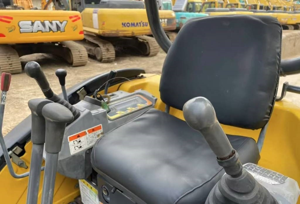 Mini bager Kubota U 25: slika 8 Mini bager Kubota U 25: slika 8