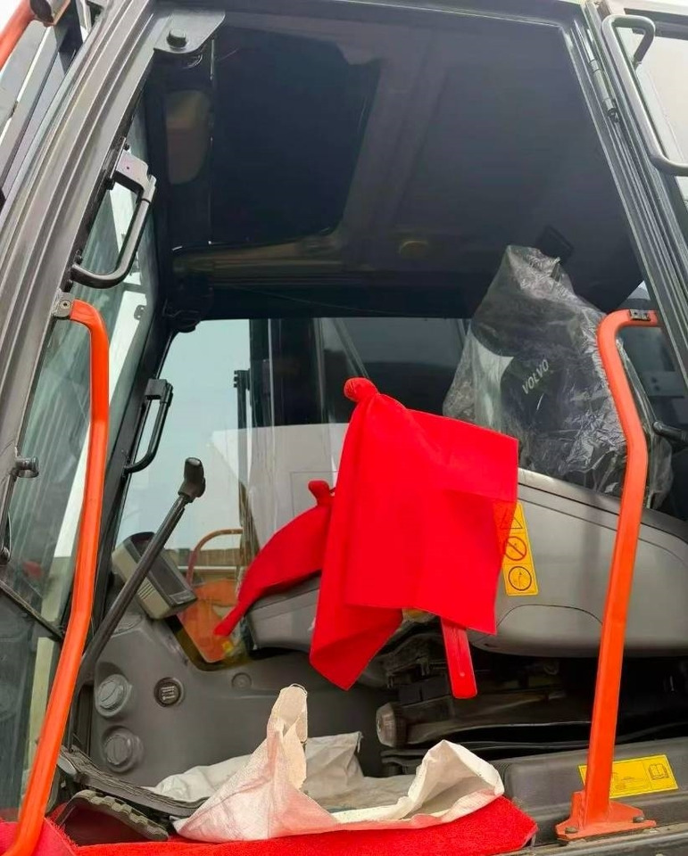 Volvo EC 380 - Bager goseničar: slika 4 Volvo EC 380 - Bager goseničar: slika 4