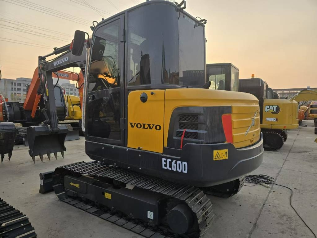 Volvo EC 60 - Bager goseničar: slika 1 Volvo EC 60 - Bager goseničar: slika 1