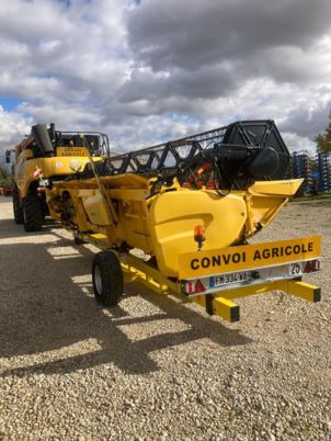 New Holland CR 7.90 - Kombajn harvester: slika 5 New Holland CR 7.90 - Kombajn harvester: slika 5