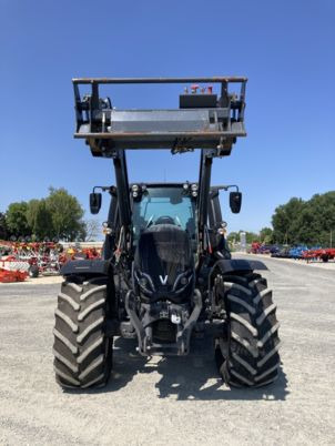 Valtra T215 DIRECT - Traktor: slika 4 Valtra T215 DIRECT - Traktor: slika 4