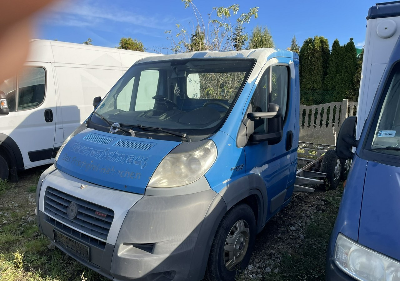 Fiat Ducato Ducato 3.0-160KM Rama pod zabudowę 2009 - Dostavno vozilo: slika 4 Fiat Ducato Ducato 3.0-160KM Rama pod zabudowę 2009 - Dostavno vozilo: slika 4