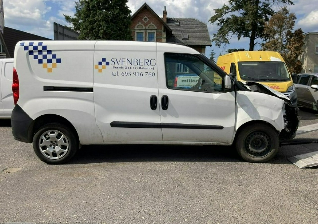 Fiat Doblo Fiat Doblo MAXI 1,6 jtd ECO Flex 105KM Klima 2021 Salon PL - Furgon: slika 3 Fiat Doblo Fiat Doblo MAXI 1,6 jtd ECO Flex 105KM Klima 2021 Salon PL - Furgon: slika 3