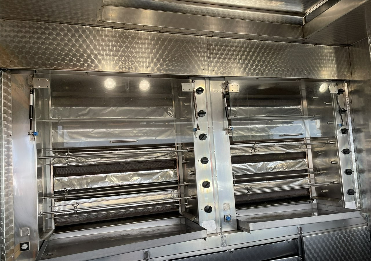 Fiat Ducato Autosklep Autogrill Gastronomiczny Food Truck Foodtruck sklep bar20 - Tovornjak s hrano: slika 3 Fiat Ducato Autosklep Autogrill Gastronomiczny Food Truck Foodtruck sklep bar20 - Tovornjak s hrano: slika 3