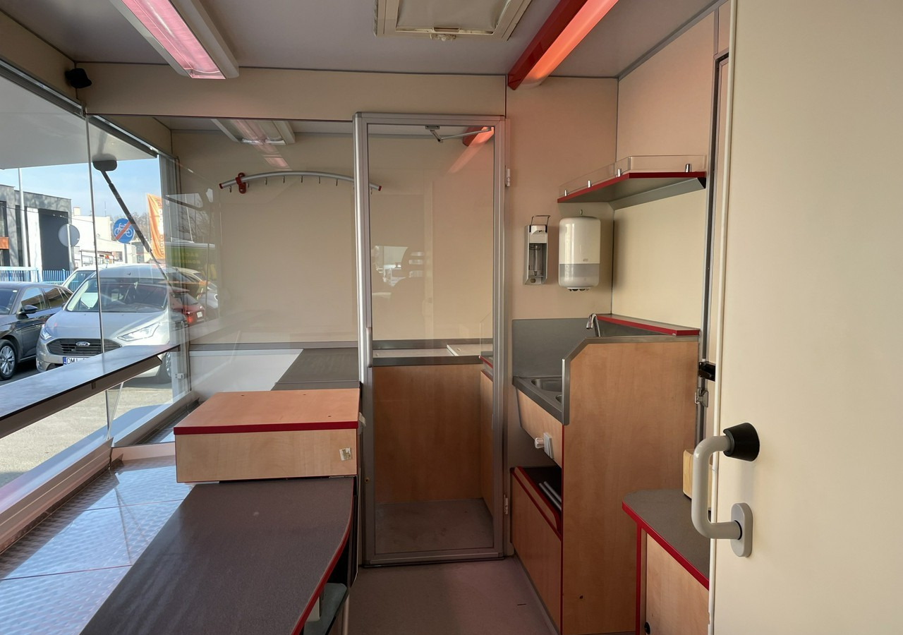 Fiat Ducato Autosklep Gastronomiczny Food Truck Foodtruck Sklep bar 3500 Borco20 - Tovornjak s hrano: slika 3 Fiat Ducato Autosklep Gastronomiczny Food Truck Foodtruck Sklep bar 3500 Borco20 - Tovornjak s hrano: slika 3