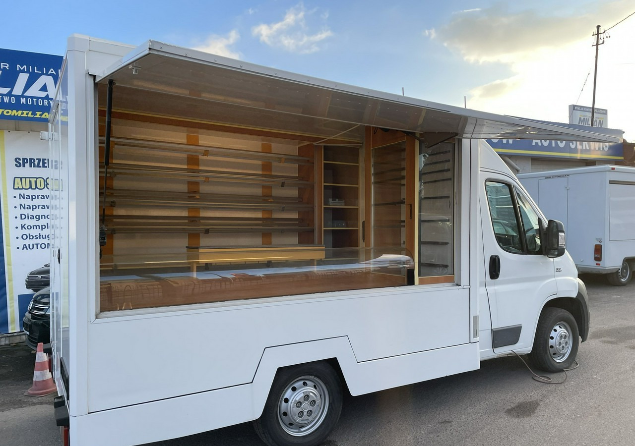 Fiat Ducato Autosklep pieczywa Gastronomiczny Food Truck Foodtruck sklep 2011 - Tovornjak s hrano: slika 3 Fiat Ducato Autosklep pieczywa Gastronomiczny Food Truck Foodtruck sklep 2011 - Tovornjak s hrano: slika 3