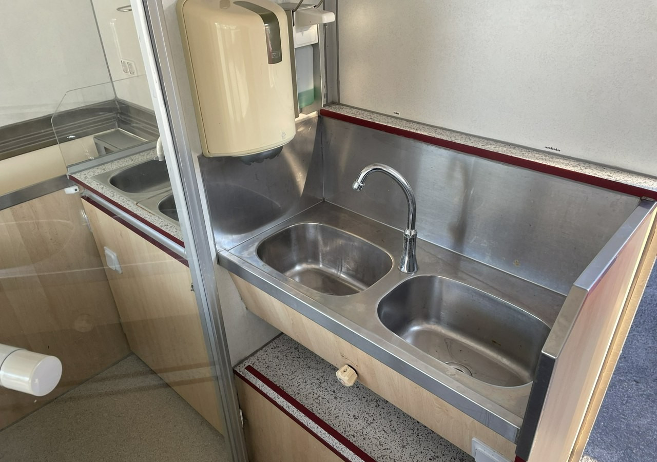 Fiat Ducato Autosklep wędlin Gastronomiczna food truck foodtruck W-zasil DMC 350 - Tovornjak s hrano: slika 5 Fiat Ducato Autosklep wędlin Gastronomiczna food truck foodtruck W-zasil DMC 350 - Tovornjak s hrano: slika 5