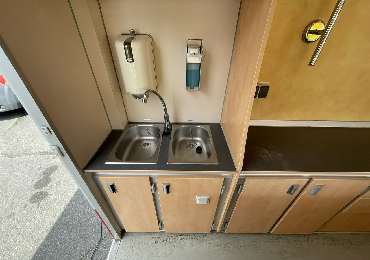 Tovornjak s hrano Fiat Ducato Autosklep wędlin Gastronomiczny Food Truck Foodtruck Sklep Borco: slika 8