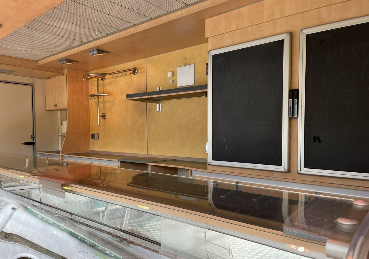 Tovornjak s hrano Fiat Ducato Autosklep wędlin Gastronomiczny Food Truck Foodtruck Sklep Borco: slika 15