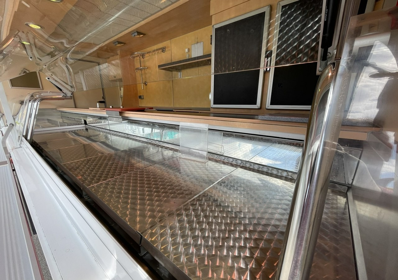 Tovornjak s hrano Fiat Ducato Autosklep wędlin Gastronomiczny Food Truck Foodtruck Sklep Borco: slika 11