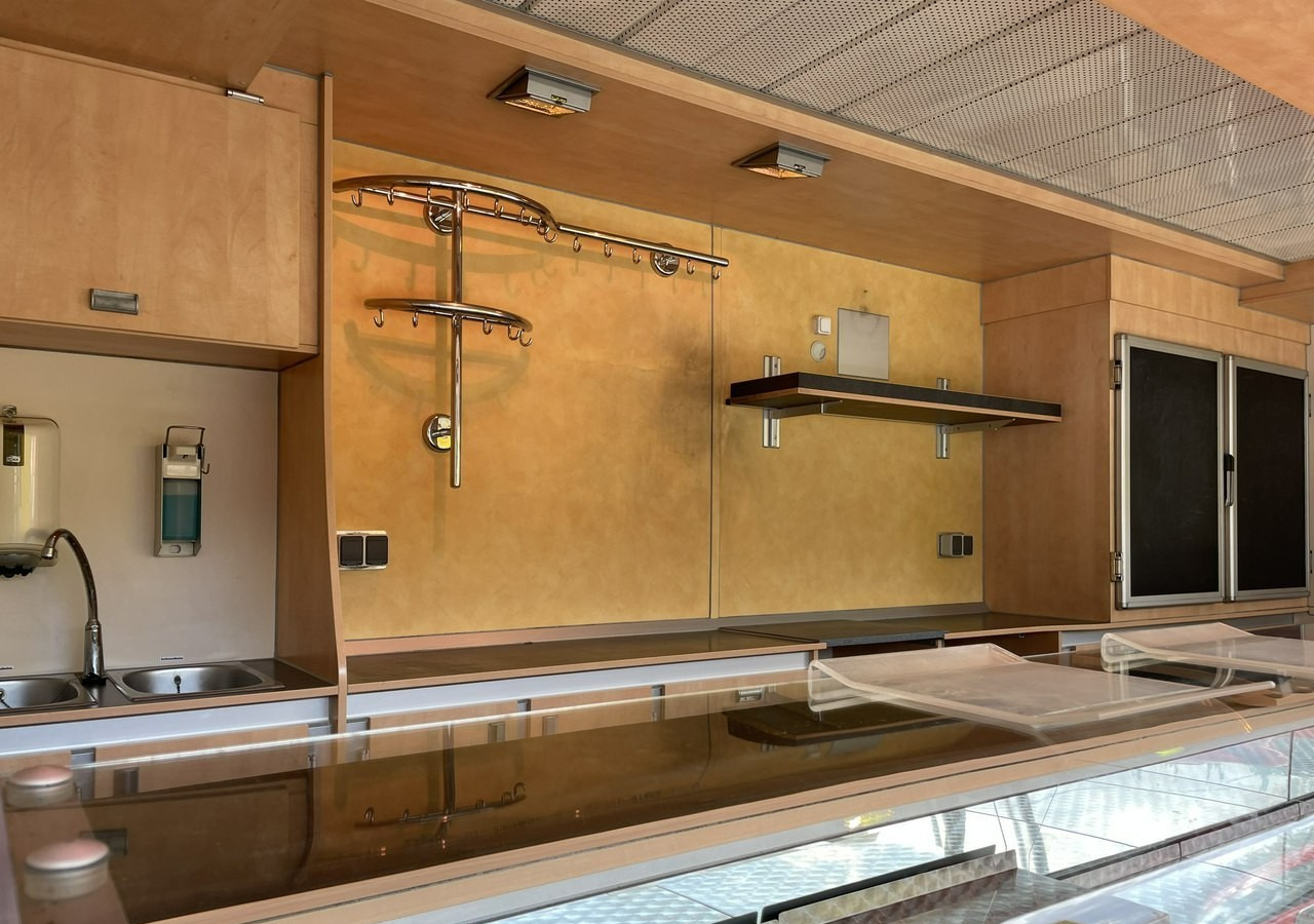 Tovornjak s hrano Fiat Ducato Autosklep wędlin Gastronomiczny Food Truck Foodtruck Sklep Borco: slika 14