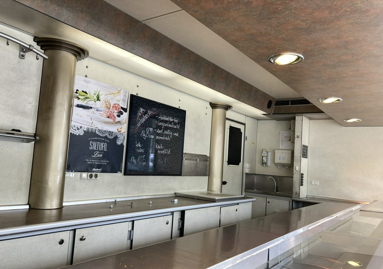 Fiat Ducato Autosklep wędlin Gastronomiczny Food Truck Foodtruck Sklep bar Borco - Tovornjak s hrano: slika 3 Fiat Ducato Autosklep wędlin Gastronomiczny Food Truck Foodtruck Sklep bar Borco - Tovornjak s hrano: slika 3