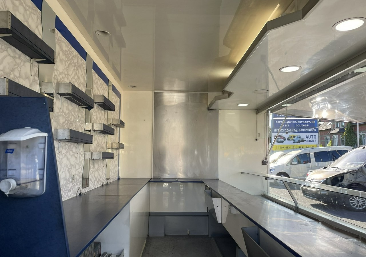 Fiat Ducato Autosklep wędlin Ryb Gastronomiczny Food Truck Foodtruck Sklep 2006 - Tovornjak s hrano: slika 4 Fiat Ducato Autosklep wędlin Ryb Gastronomiczny Food Truck Foodtruck Sklep 2006 - Tovornjak s hrano: slika 4