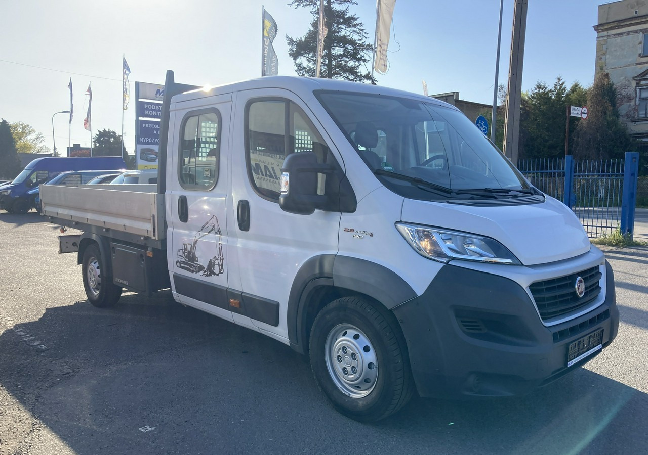 Fiat Ducato Ducato Max 2.3JTD-150KM Dokka Doka Brygadówka skrzynia Klima 2017 - Dostavno vozilo s kesonom, Dostavno vozilo z dvojno kabino: slika 1 Fiat Ducato Ducato Max 2.3JTD-150KM Dokka Doka Brygadówka skrzynia Klima 2017 - Dostavno vozilo s kesonom, Dostavno vozilo z dvojno kabino: slika 1