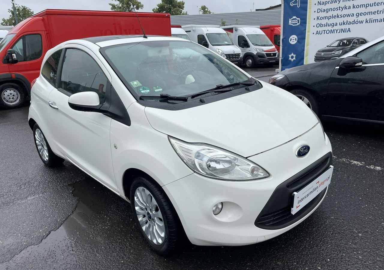 Ford KA II Ford KA 1.2 Champions Edition Klima Panorama 2012 - Kombilimuzina: slika 2 Ford KA II Ford KA 1.2 Champions Edition Klima Panorama 2012 - Kombilimuzina: slika 2