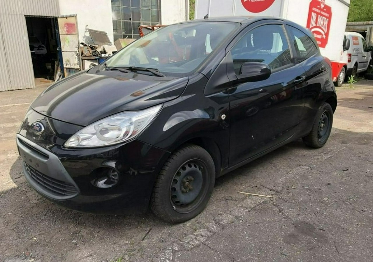 Ford KA II Ford KA 1,3 tdci 75KM 2012 - Kombilimuzina: slika 1 Ford KA II Ford KA 1,3 tdci 75KM 2012 - Kombilimuzina: slika 1