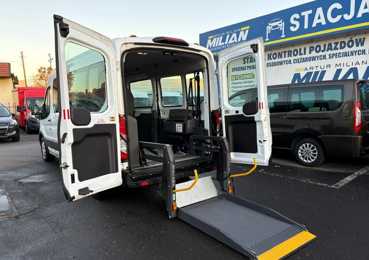 Ford Transit VIII Transit do przewozu Niepełnosprawnych 3 Wózki inwalida Rrampa 2020 - Avtomobil: slika 2 Ford Transit VIII Transit do przewozu Niepełnosprawnych 3 Wózki inwalida Rrampa 2020 - Avtomobil: slika 2