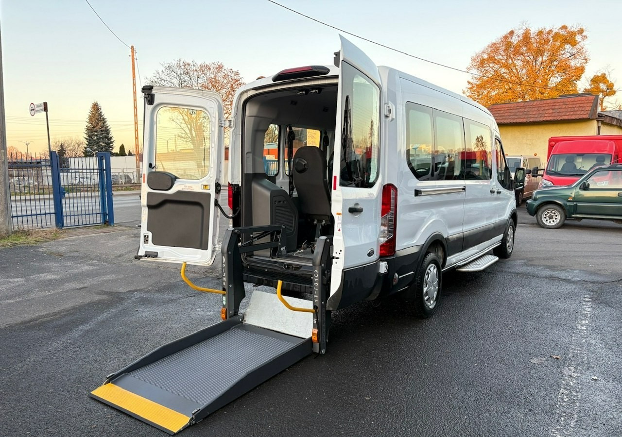 Ford Transit VIII Transit do przewozu Niepełnosprawnych 3 Wózki inwalida Rrampa 2020 - Avtomobil: slika 4 Ford Transit VIII Transit do przewozu Niepełnosprawnych 3 Wózki inwalida Rrampa 2020 - Avtomobil: slika 4