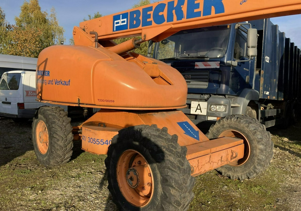 Teleskopska dvižna ploščad Inna Inny Podnośnik koszowy Haulotte H23 zwyżka 4x4 12082 mg 23 metrów: slika 18