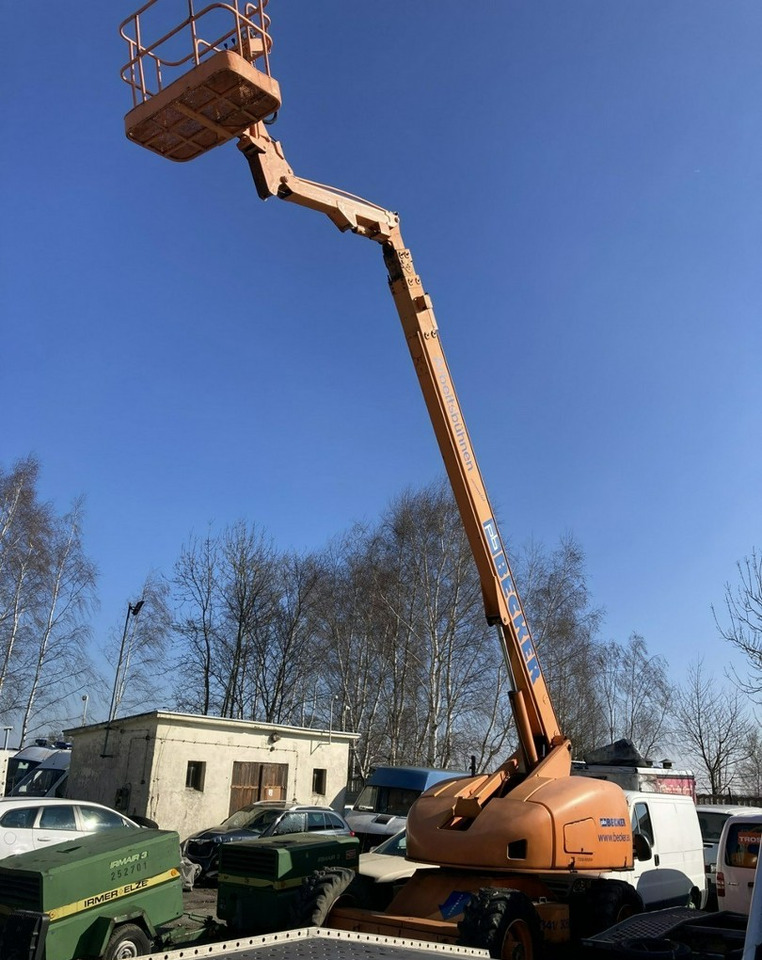 Inna Inny Podnośnik koszowy Haulotte H23 zwyżka 4x4 12082 mg 23 metrów - Teleskopska dvižna ploščad: slika 1 Inna Inny Podnośnik koszowy Haulotte H23 zwyżka 4x4 12082 mg 23 metrów - Teleskopska dvižna ploščad: slika 1