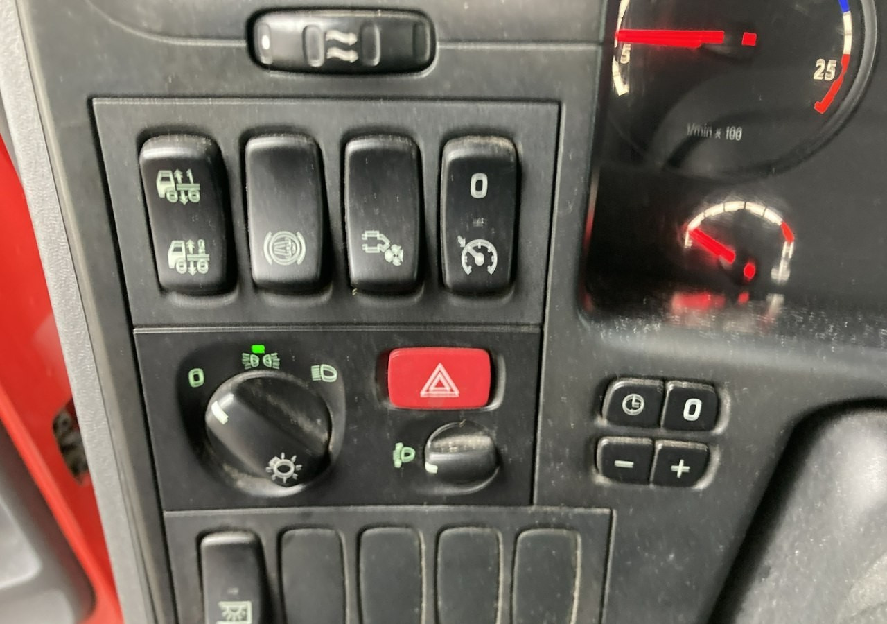 Dostavno vozilo s ponjavo Inna Inny Scania G320 Wózek PALFINGER Firanka Plandeka plandeka Moffett 2012: slika 19