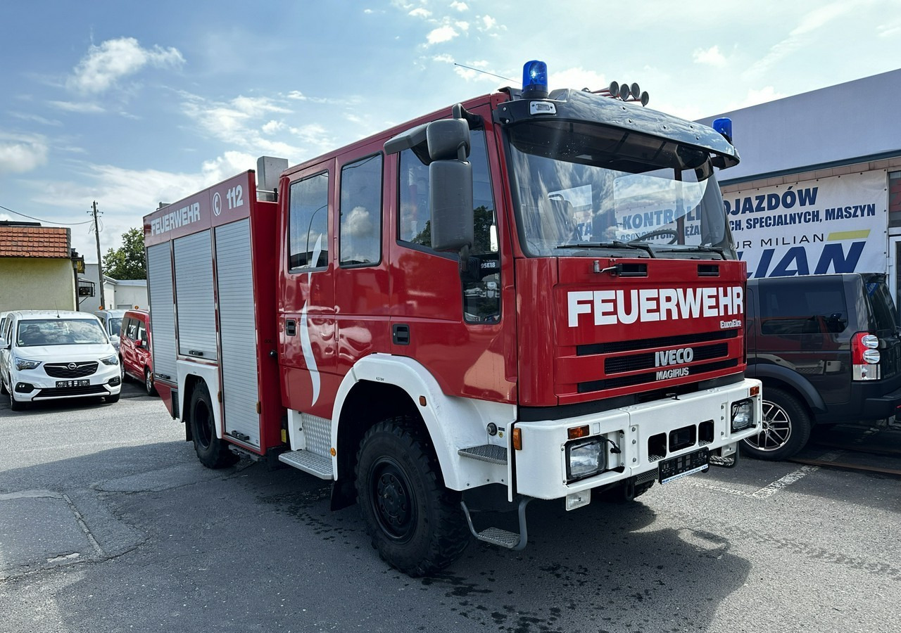 Iveco Inny Iveco Iveco Magirus FF95E Straż Pożarna Gaśnicza 4X4 Metz 96 jak Nowa - Gasilsko vozilo: slika 2 Iveco Inny Iveco Iveco Magirus FF95E Straż Pożarna Gaśnicza 4X4 Metz 96 jak Nowa - Gasilsko vozilo: slika 2