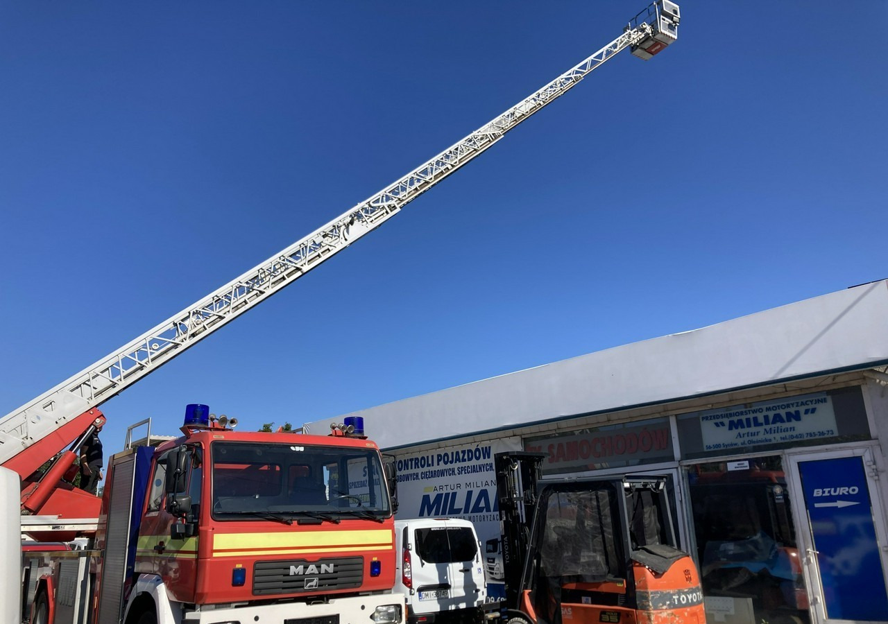 MAN L 2000 MAN 15,280 Straż pożarna drabina Strażacka zwyżka 32m Metz Model 20 - Gasilsko vozilo: slika 4 MAN L 2000 MAN 15,280 Straż pożarna drabina Strażacka zwyżka 32m Metz Model 20 - Gasilsko vozilo: slika 4