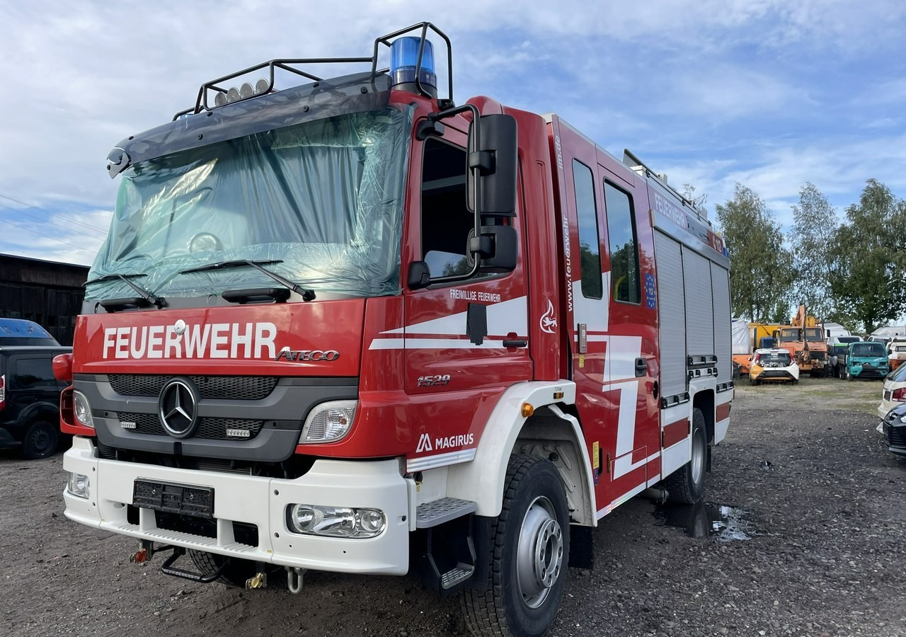 Mercedes-Benz Atego 1529 LF20 Straż Pożarna 4X4 Wóż Strażacki 6647km M2016 Mercedes Atego 1529 LF20 Straż Pożarna 4X4 Wóż Strażacki ... - Gasilsko vozilo: slika 3 Mercedes-Benz Atego 1529 LF20 Straż Pożarna 4X4 Wóż Strażacki 6647km M2016 Mercedes Atego 1529 LF20 Straż Pożarna 4X4 Wóż Strażacki ... - Gasilsko vozilo: slika 3